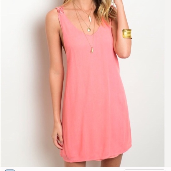 Dress - Picture 3 of 3